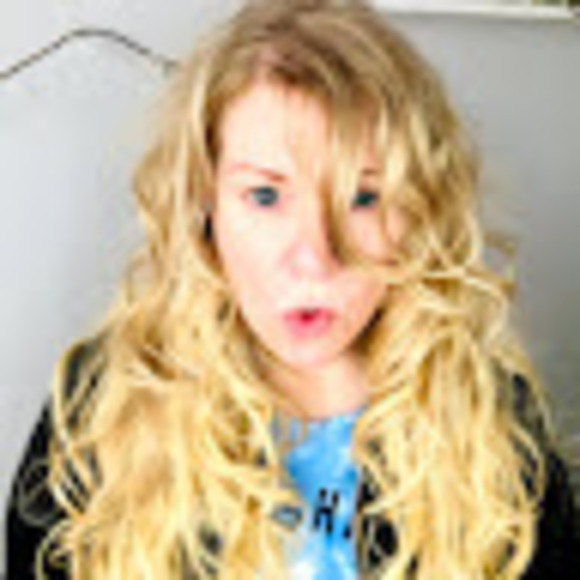 Meet your Posher, Jannine - Picture 1 of 1